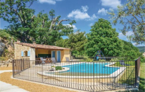 Amazing Home In Sainte Croix-À-Lauze